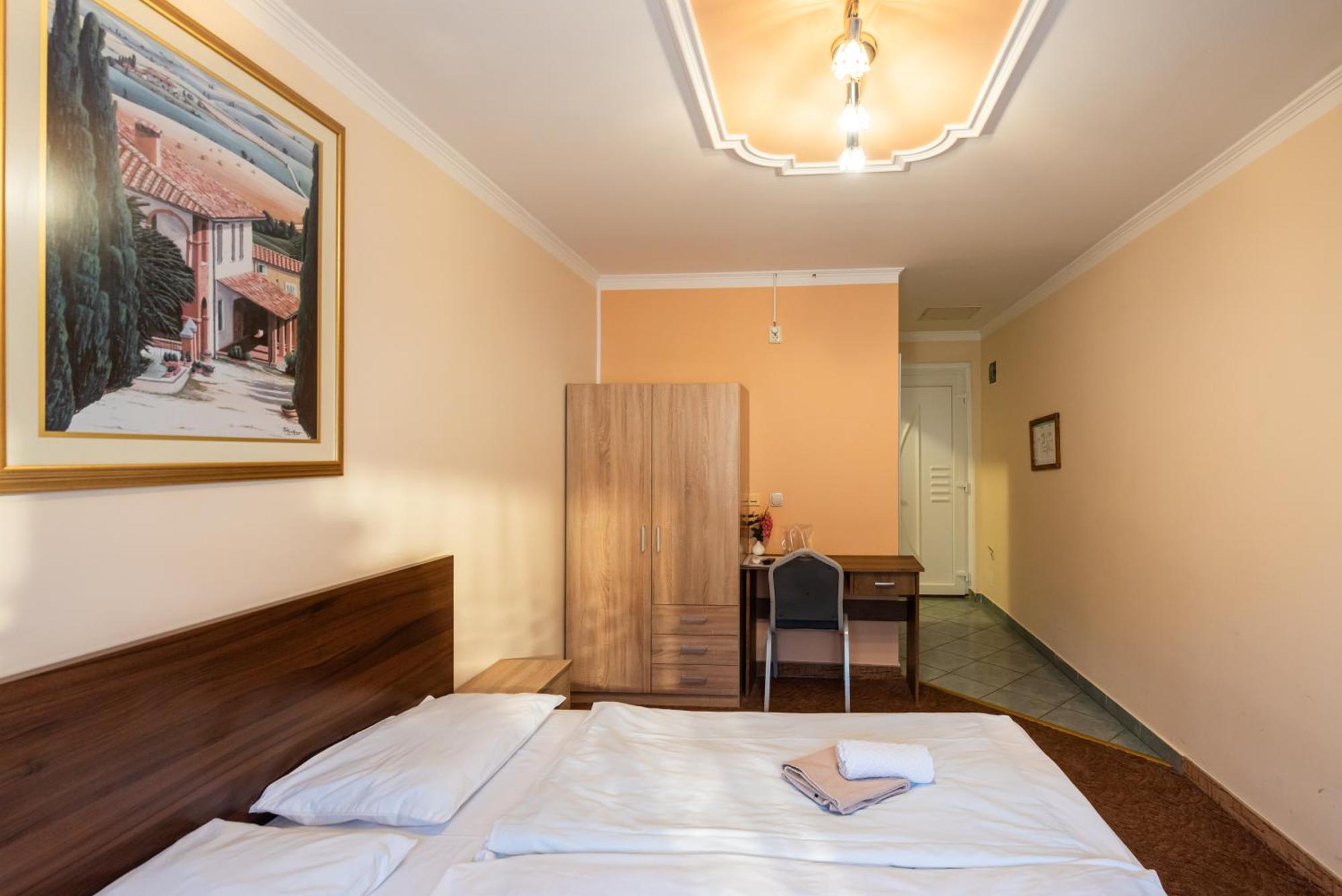 B&B Restoran Bosiljevo ภายนอก รูปภาพ